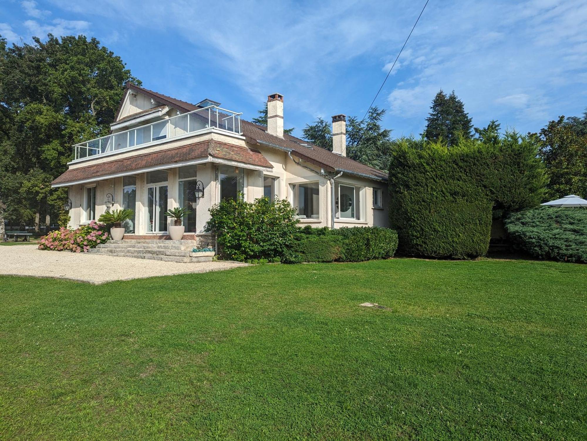 Villa Барбизон Екстериор снимка